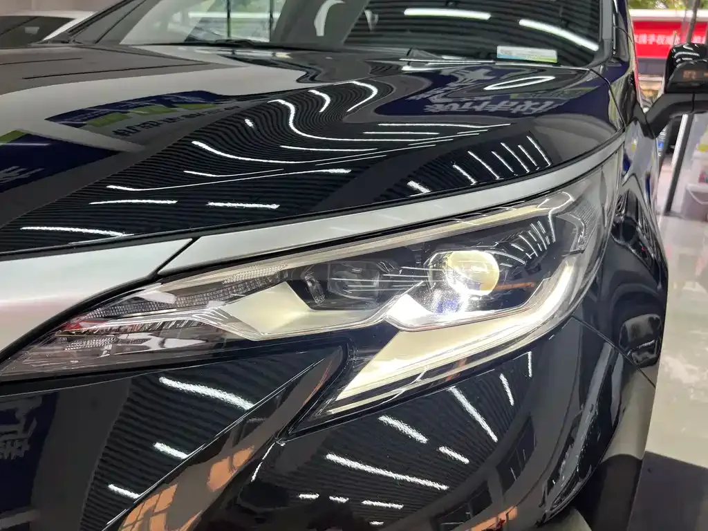 Toyota Sienna 2022 из CN, фото 4