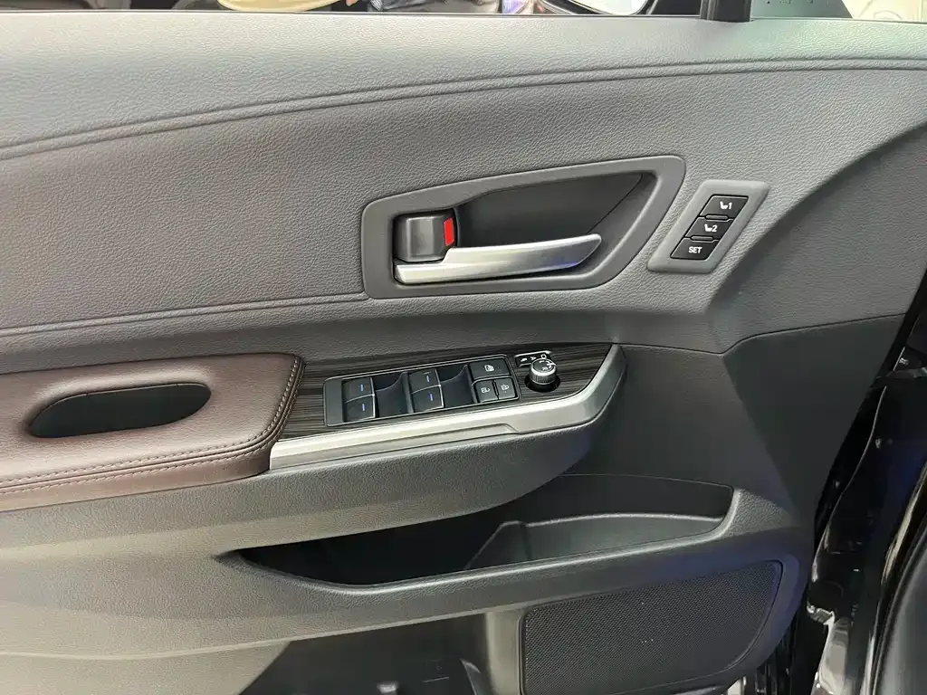 Toyota Sienna 2022 из CN, фото 9