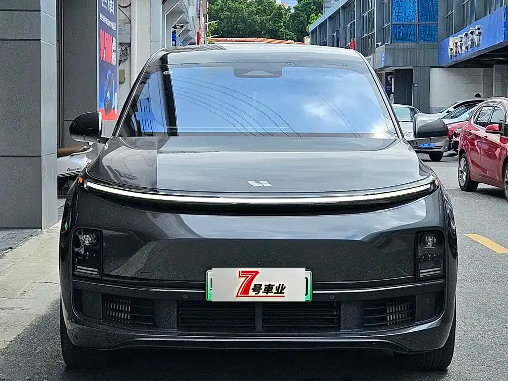 Li Auto L8 2023 из CN, фото 2