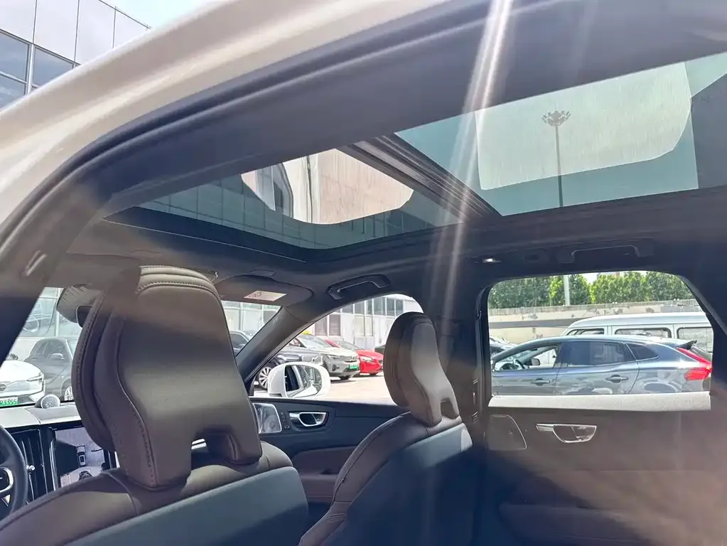 [object Object] XC60 PHEV 2024 из CN, фото 10