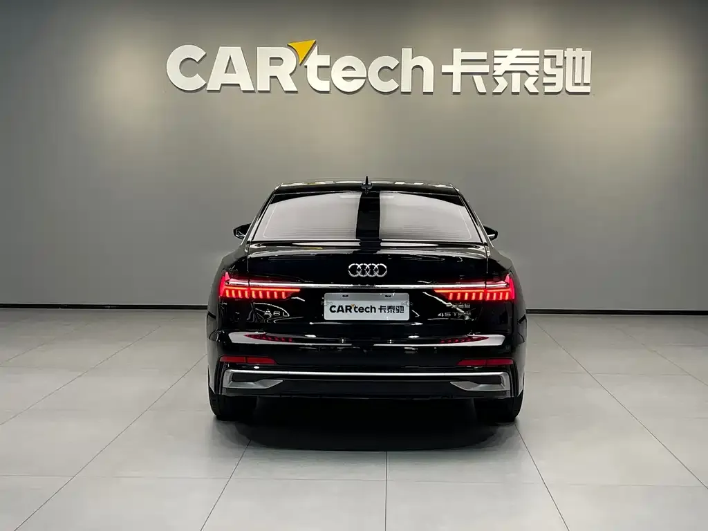 Audi A6L — фото 5
