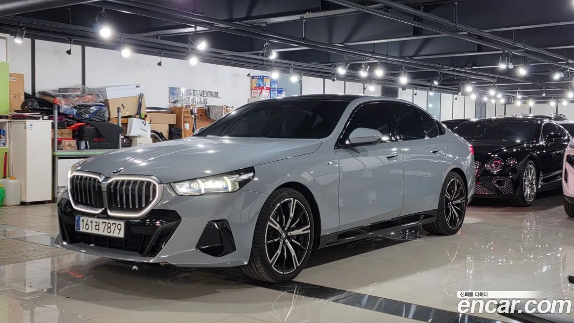 BMW 5-Series 2025 из KR, фото 1