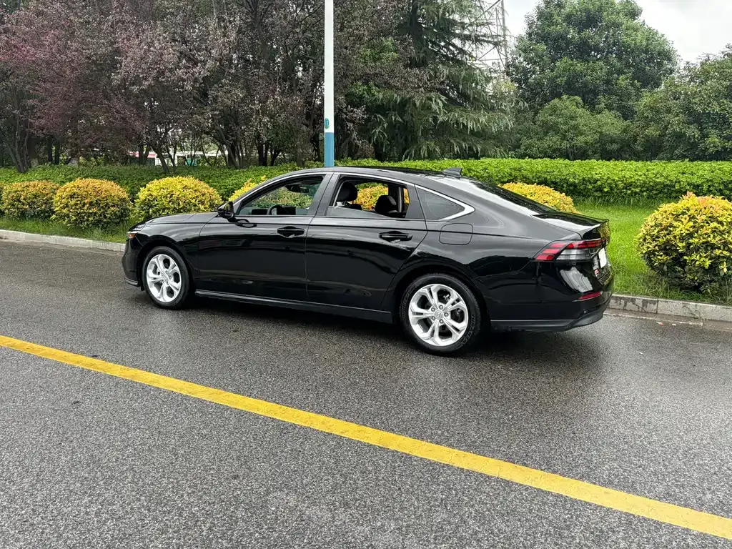 Honda Accord 2024 из CN, фото 6