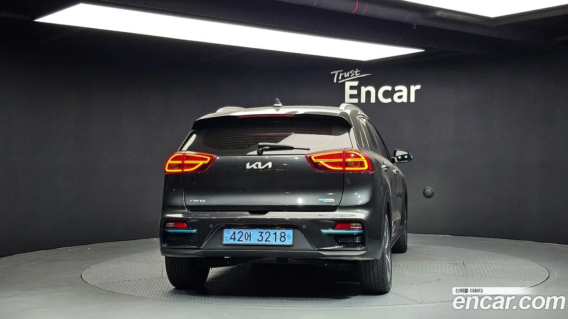 Kia Niro — фото 4