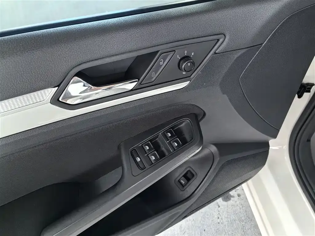 Volkswagen Lamando 2022 из CN, фото 2
