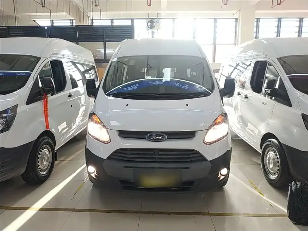 Ford Transit 2022 из CN, фото 3
