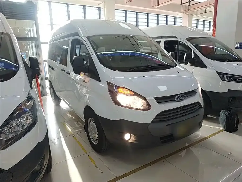 Ford Transit 2022 из CN, фото 4