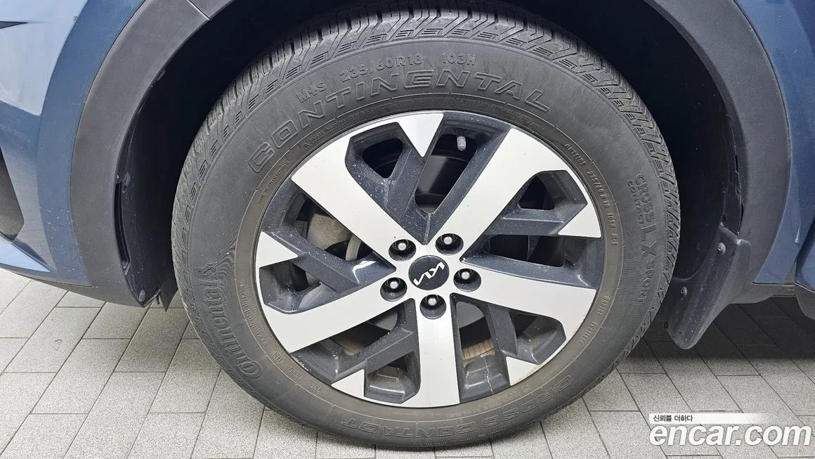 Kia Sorento — фото 5