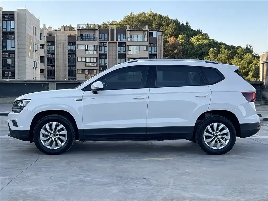 Volkswagen Tharu 2021 из CN, фото 9