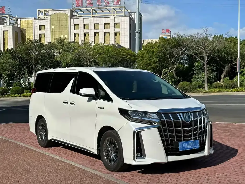 Toyota Alphard 2021 из CN, фото 3