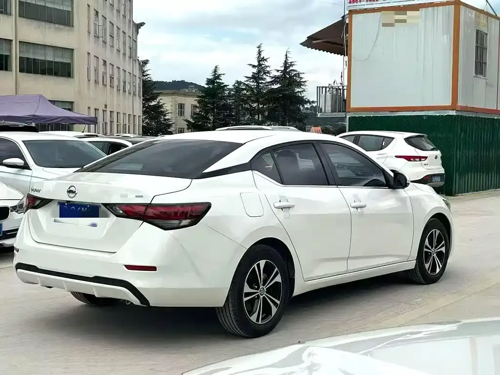 Nissan Sylphy 2022 из CN, фото 9