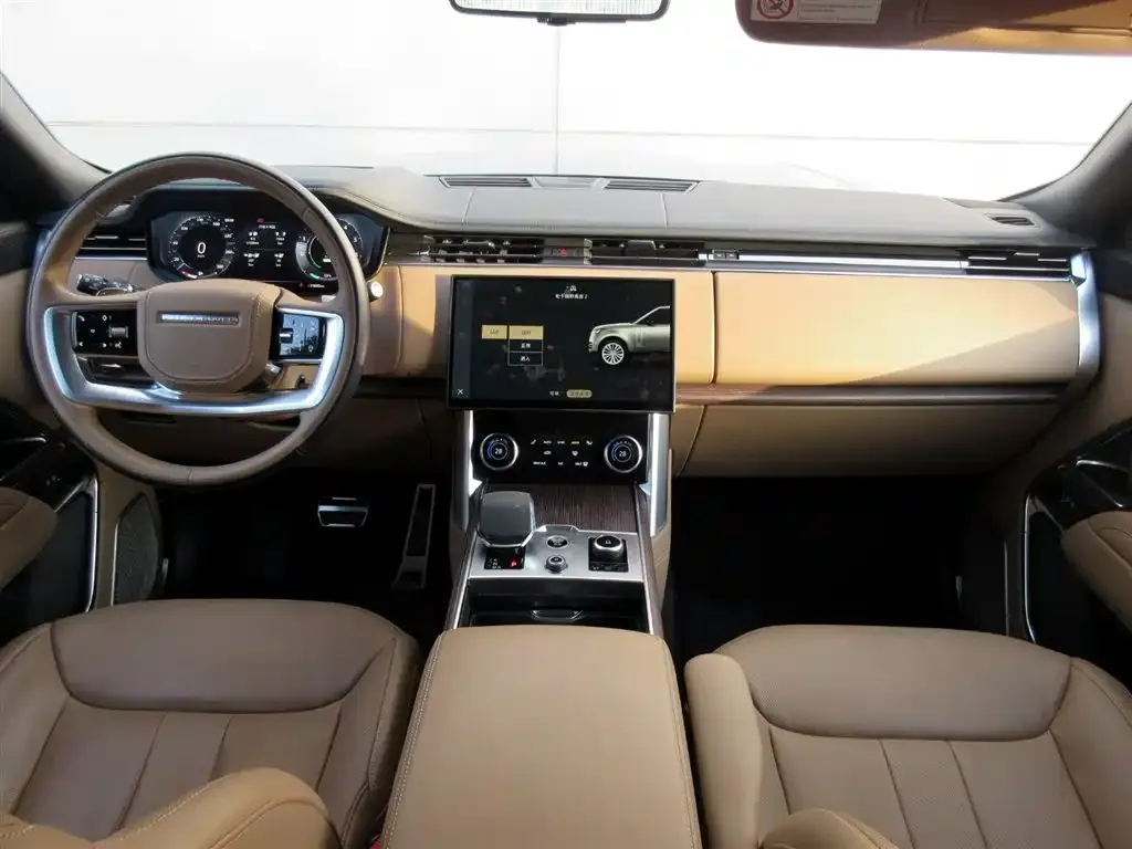 Land Rover PHEV 2024 из CN, фото 8