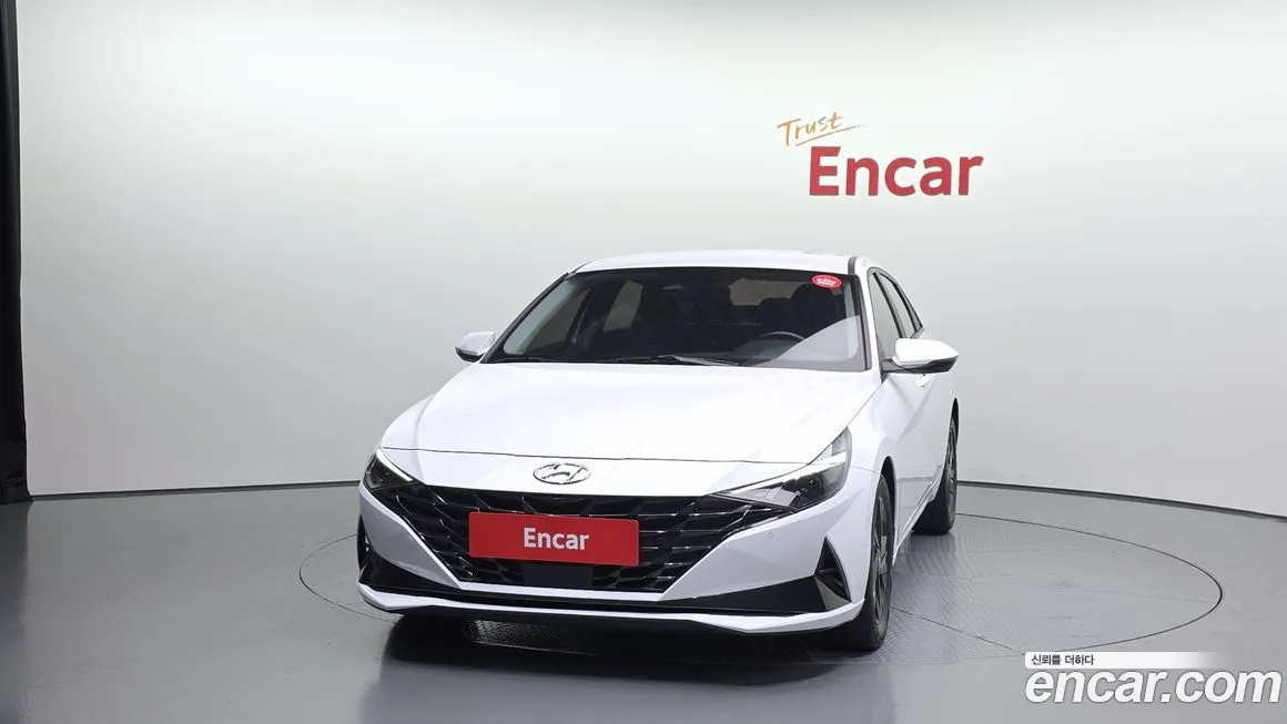 Hyundai AVANTE — фото 3