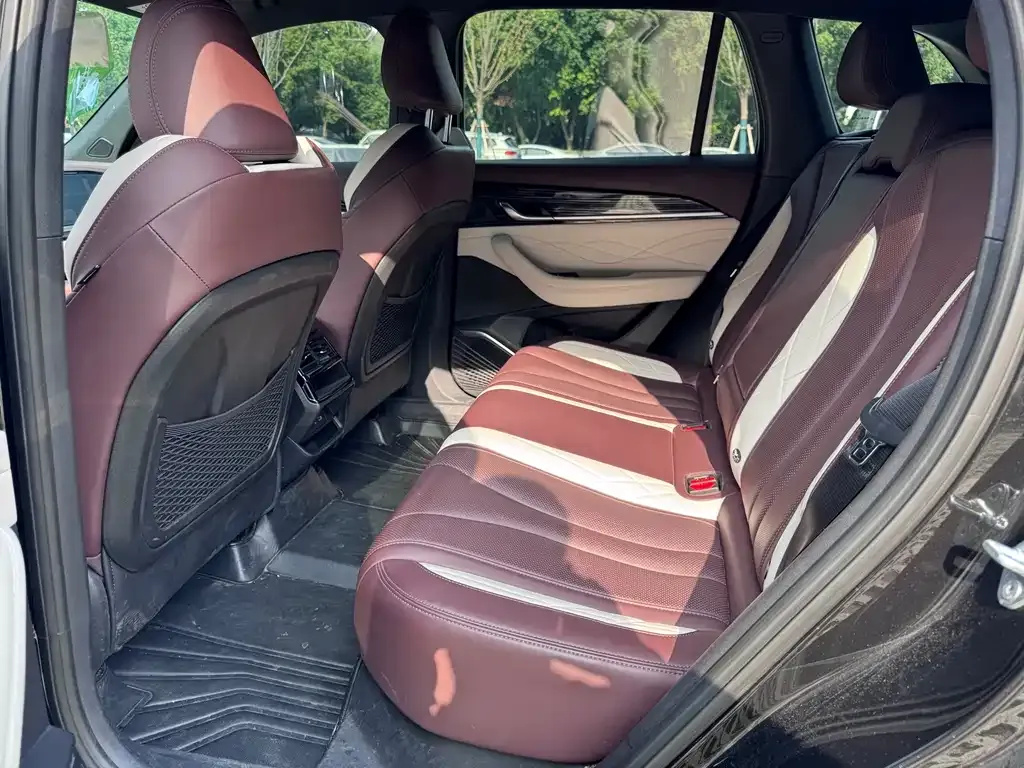 Geely Xingyue L 2022 из CN, фото 8