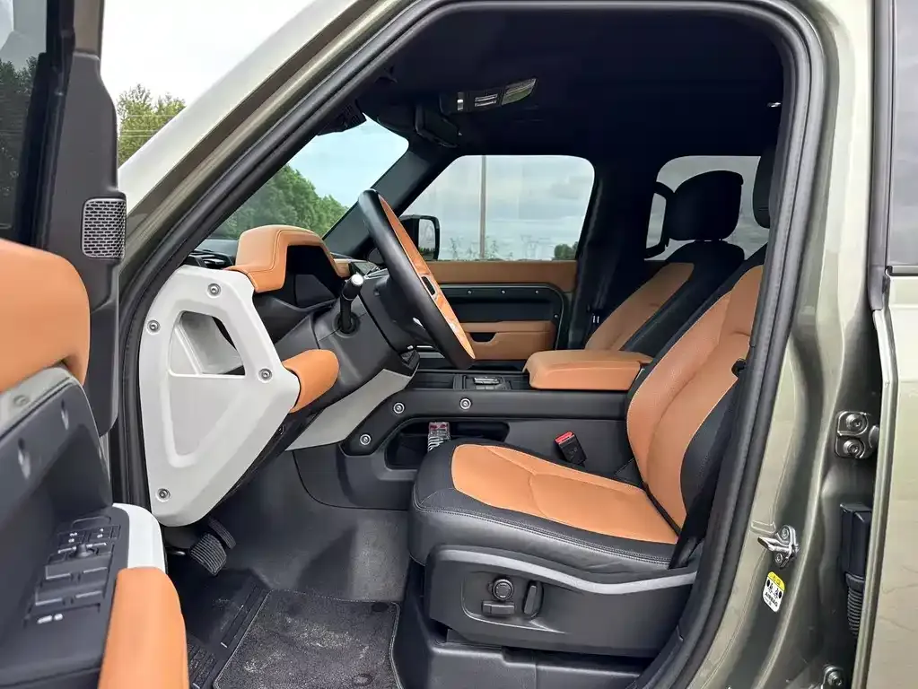 Land Rover Defender — фото 9