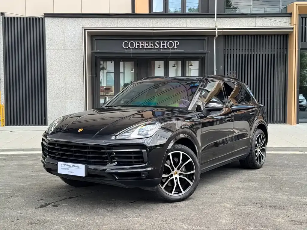 Porsche Cayenne Hybrid — фото 1