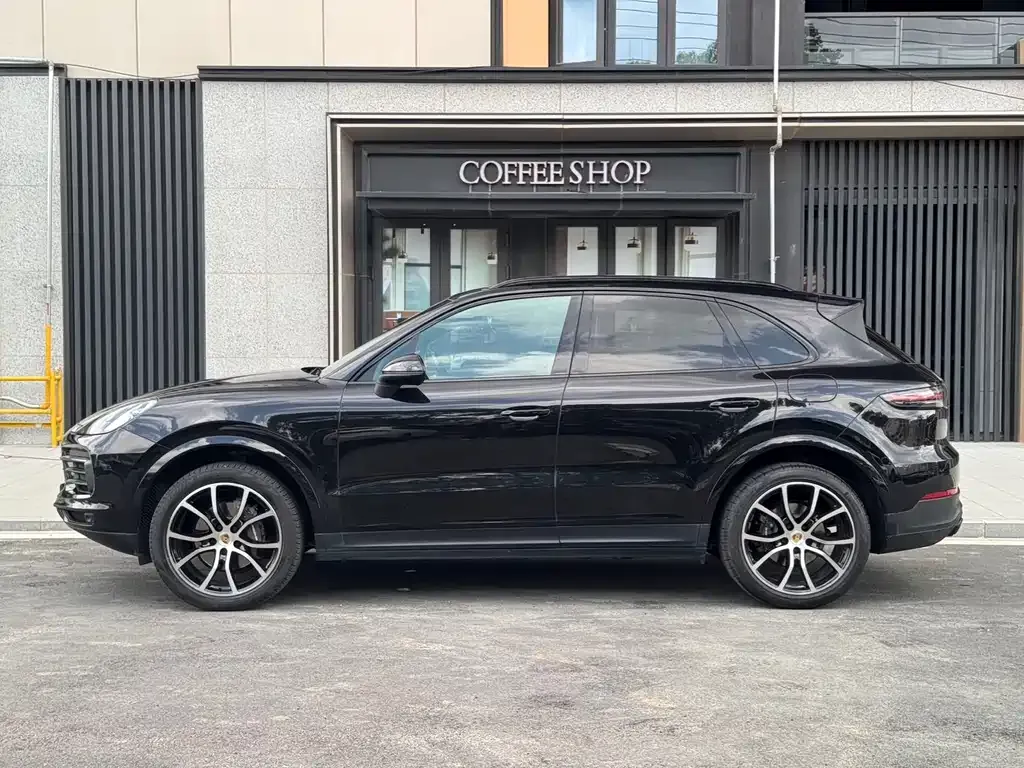 Porsche Cayenne Hybrid — фото 3
