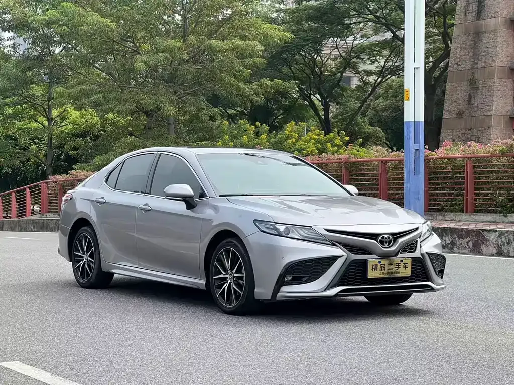 Toyota Camry 2022 из CN, фото 3