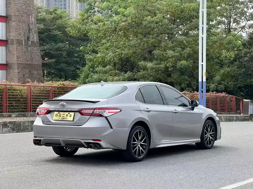Toyota Camry 2022 из CN, фото 5