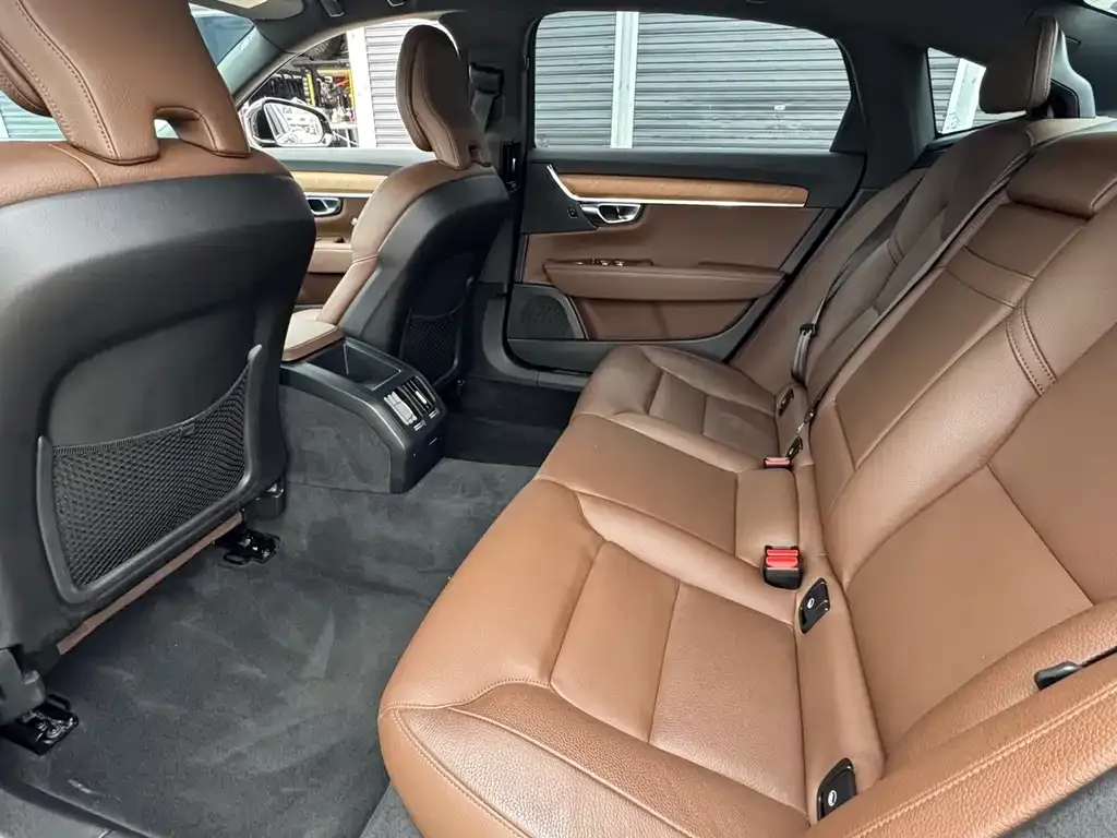 Volvo S90 2021 из CN, фото 5