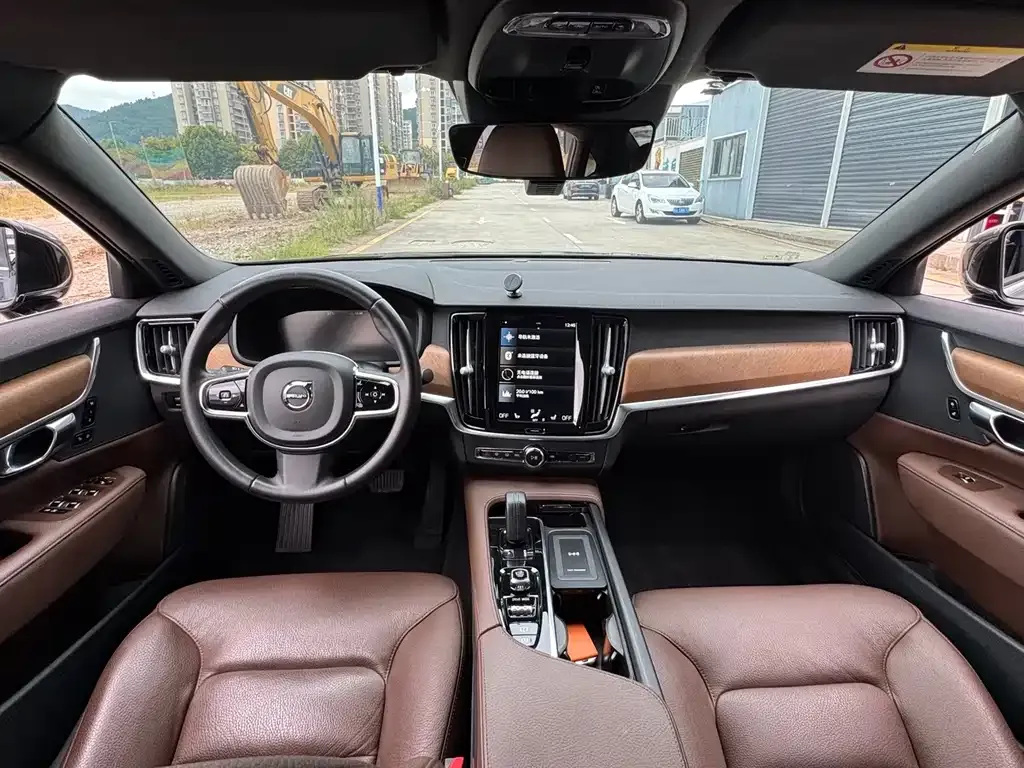 Volvo S90 2021 из CN, фото 6