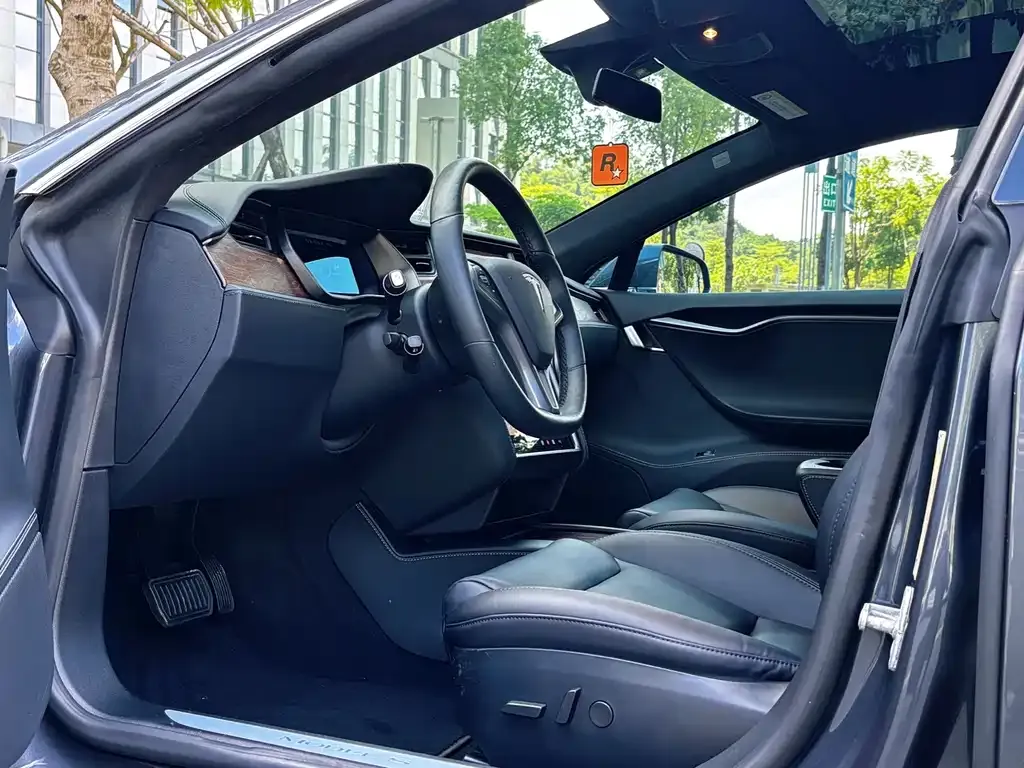 Tesla Model S 2021 из CN, фото 4