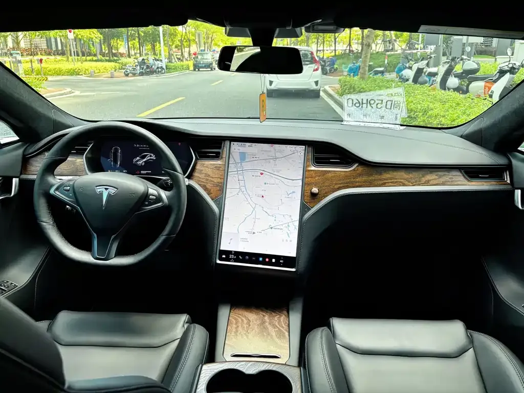 Tesla Model S 2021 из CN, фото 5