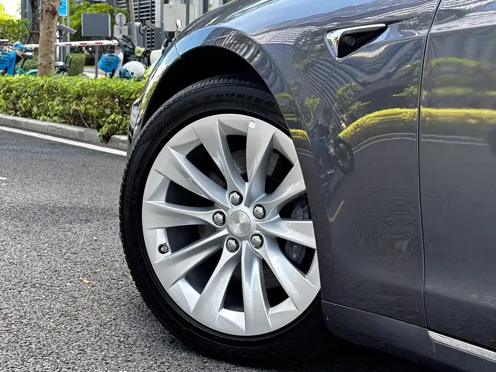Tesla Model S 2021 из CN, фото 9