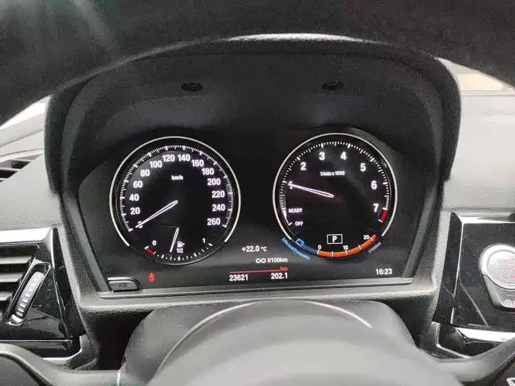 BMW 1 Series 2021 из CN, фото 7