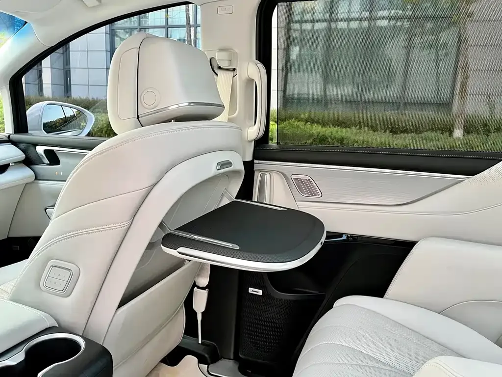 Buick GL8 Hybrid 2024 из CN, фото 9