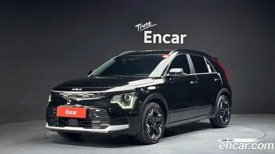Kia Niro — фото 1