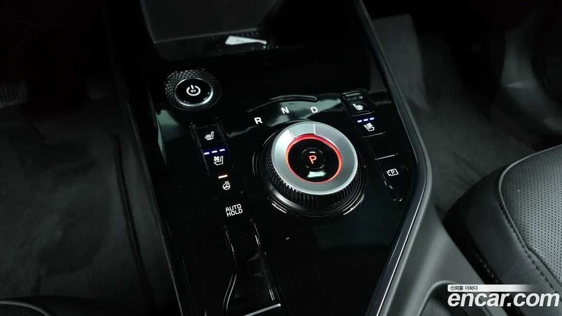 Kia Niro — фото 9