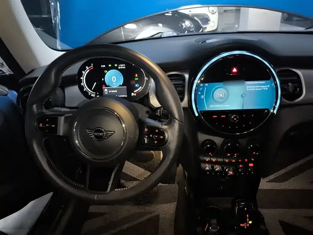 MINI Cooper (3-door) 2021 из CN, фото 10
