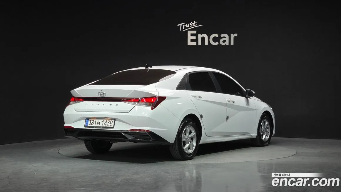Hyundai AVANTE — фото 2