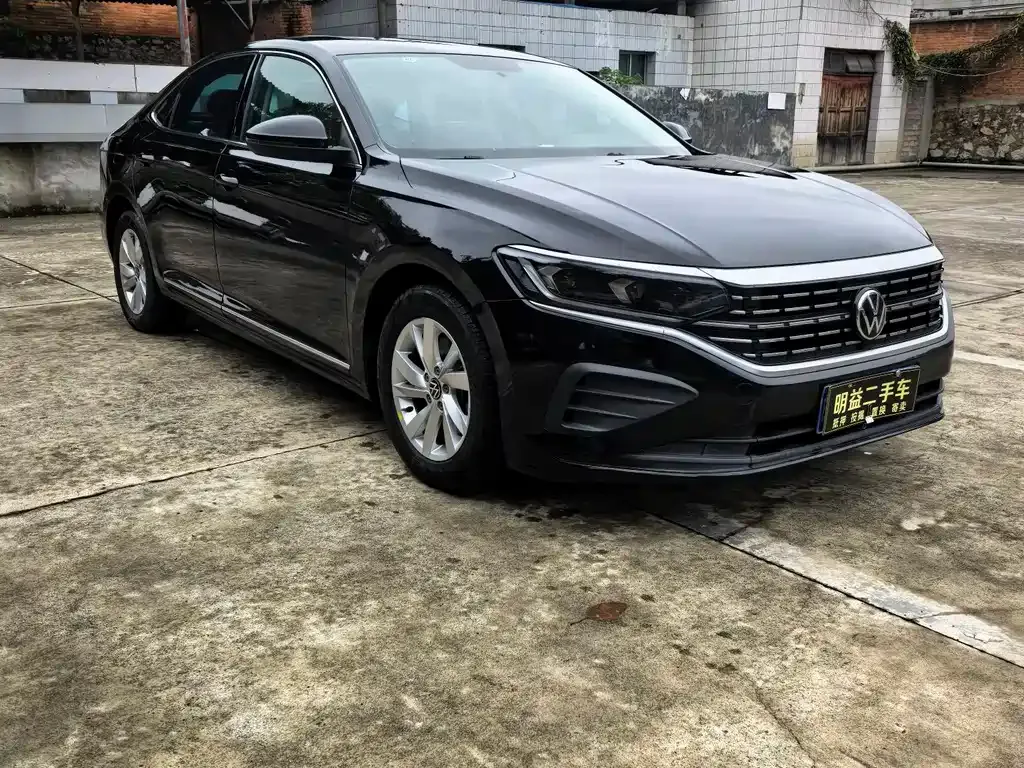 Volkswagen Passat 2023 из CN, фото 1