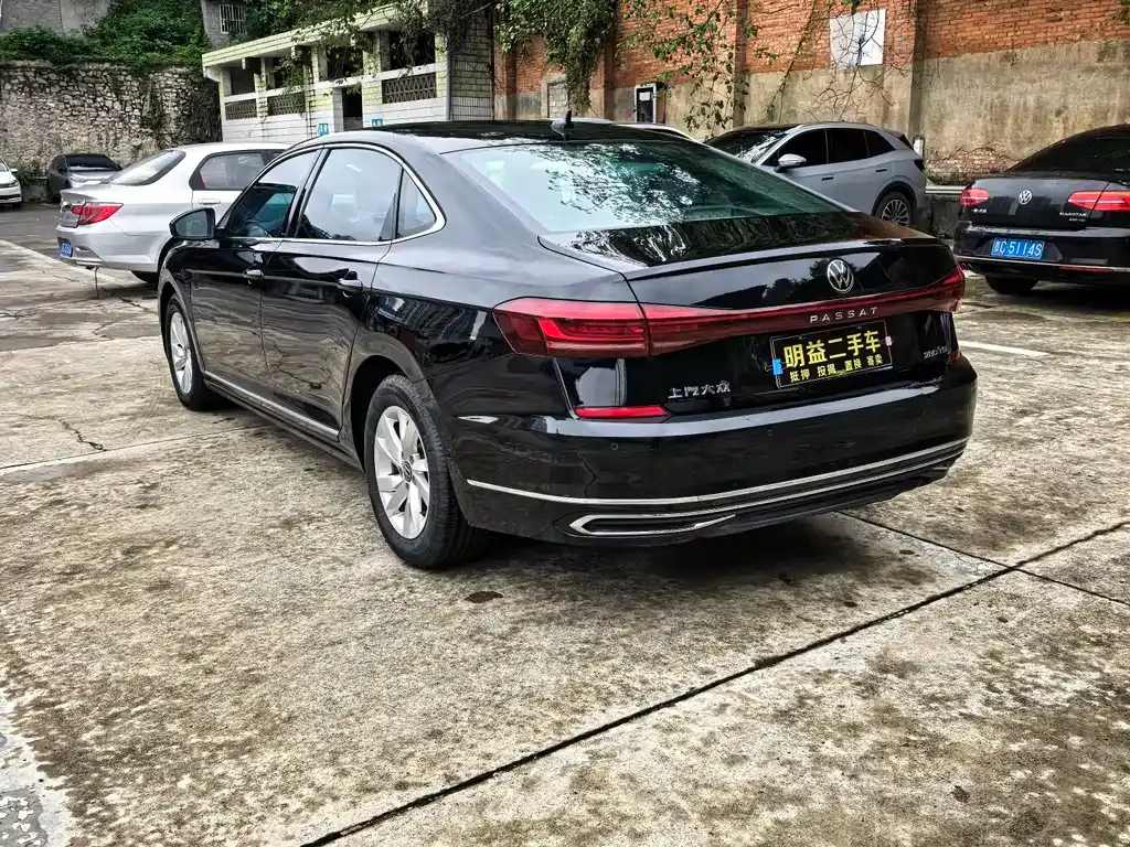 Volkswagen Passat 2023 из CN, фото 4