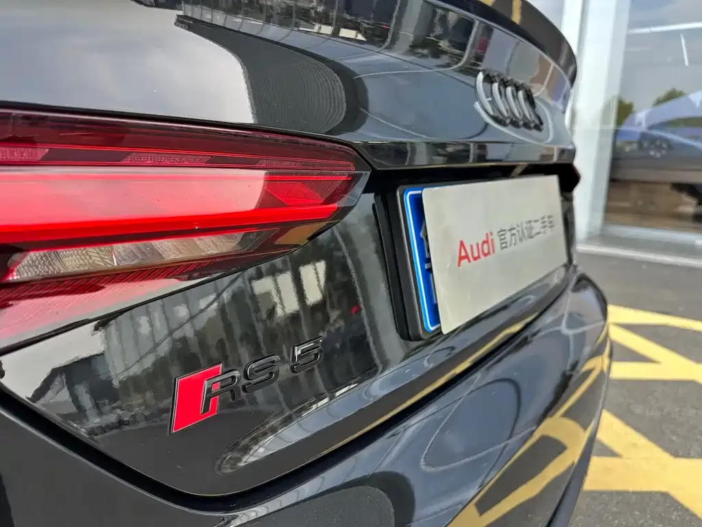 Audi RS 5 2024 из CN, фото 7