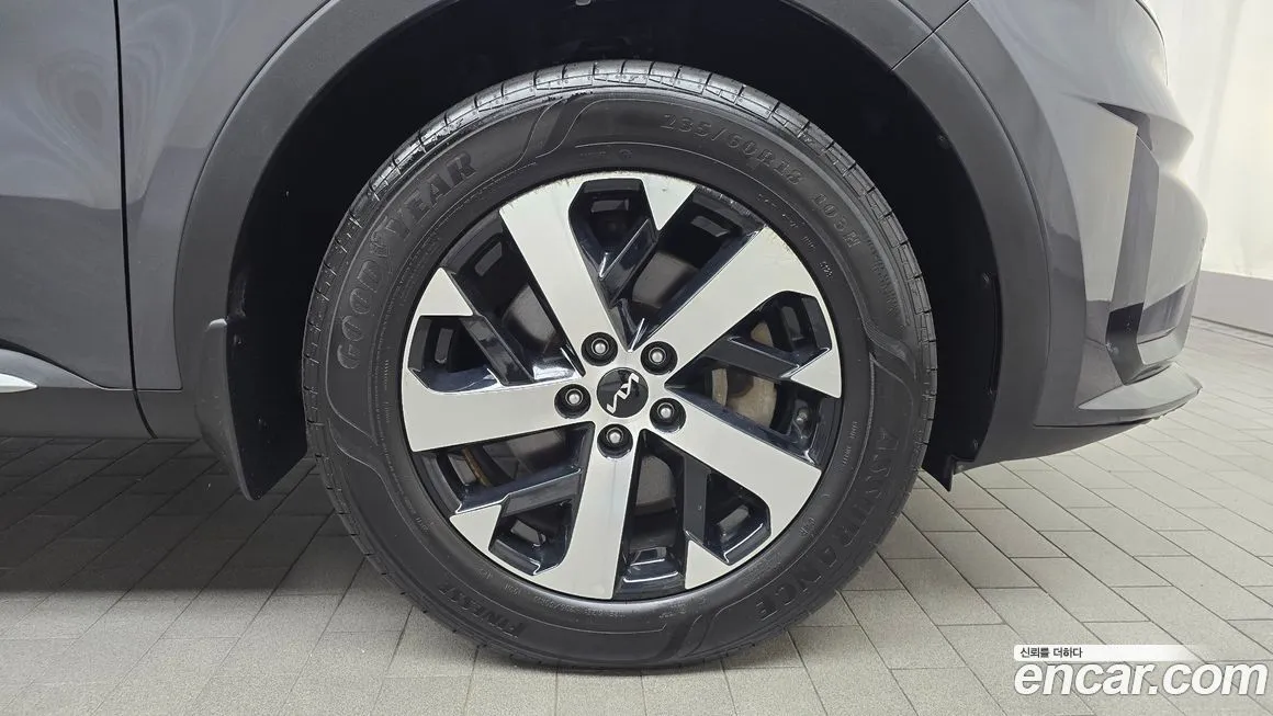 Kia Sorento — фото 5