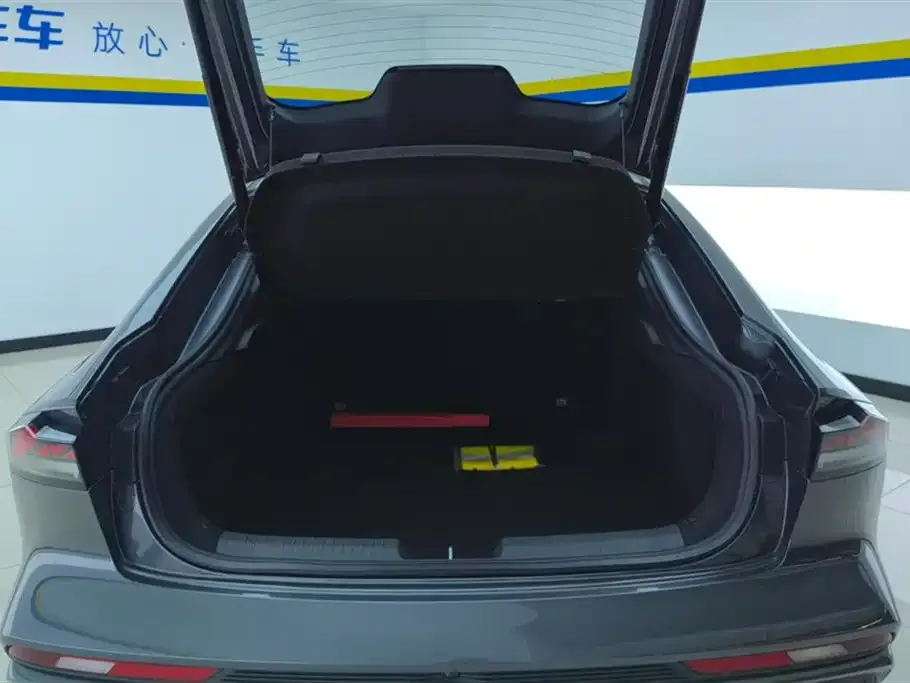 Changan UNI-V 2025 из CN, фото 4
