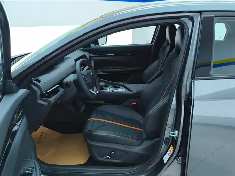 Changan UNI-V 2025 из CN, фото 9