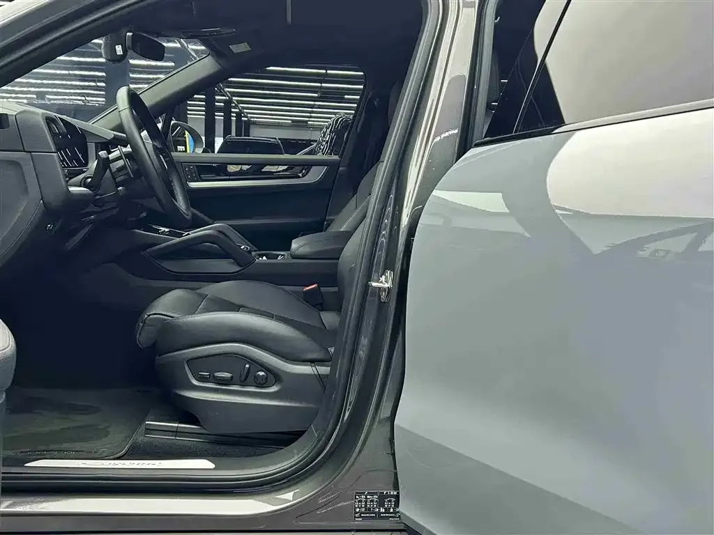 Porsche Cayenne 2023 из CN, фото 6
