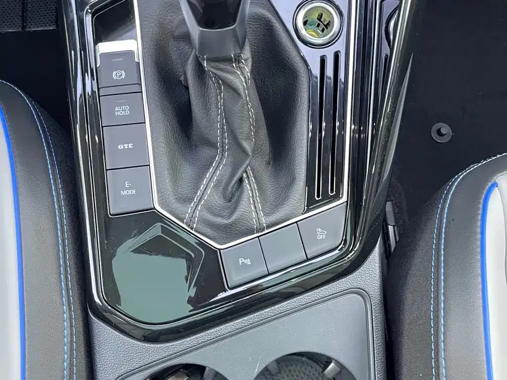 Volkswagen GTE PHEV 2023 из CN, фото 10