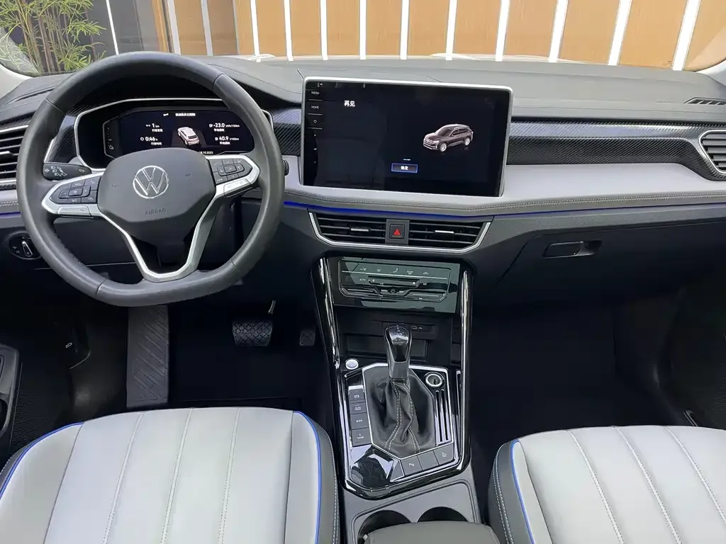 Volkswagen GTE PHEV 2023 из CN, фото 5