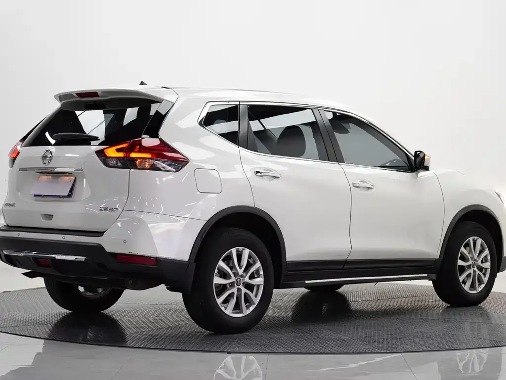 Nissan X-Trail 2021 из CN, фото 5