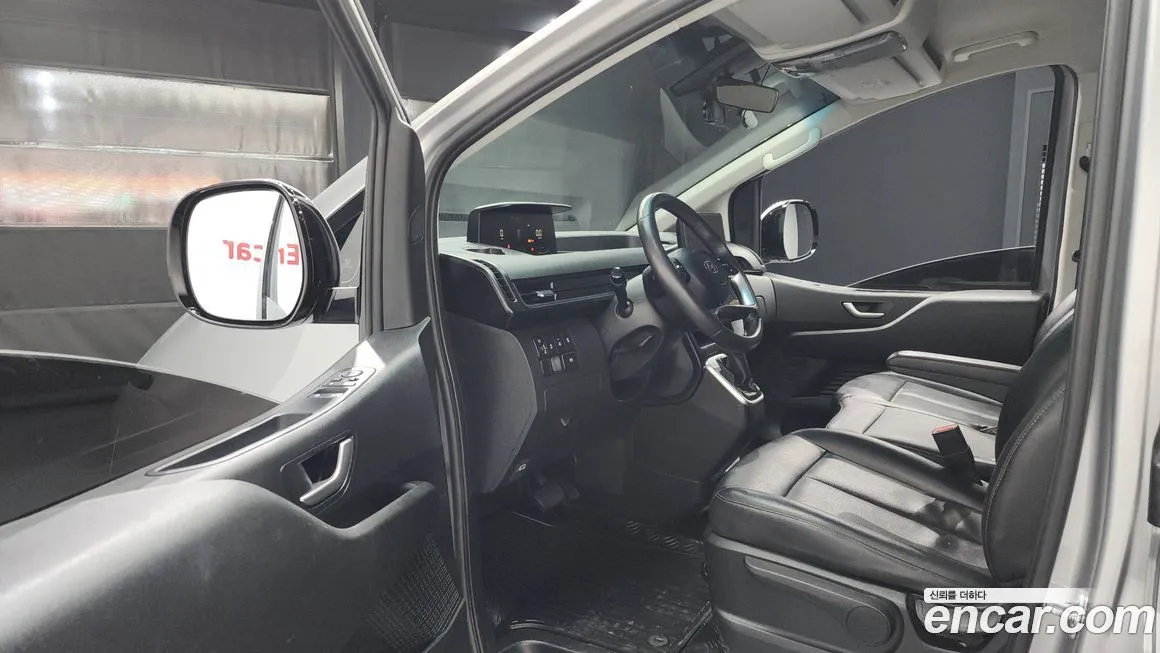 Hyundai Staria 2023 из KR, фото 10