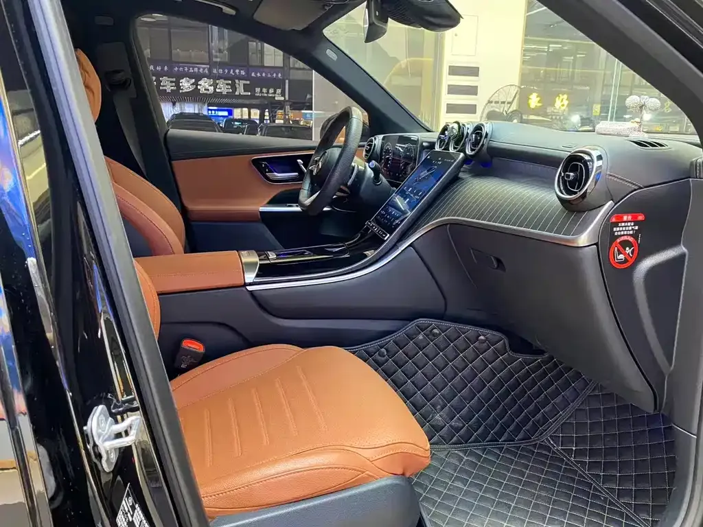 Mercedes-Benz GLC 2023 из CN, фото 7