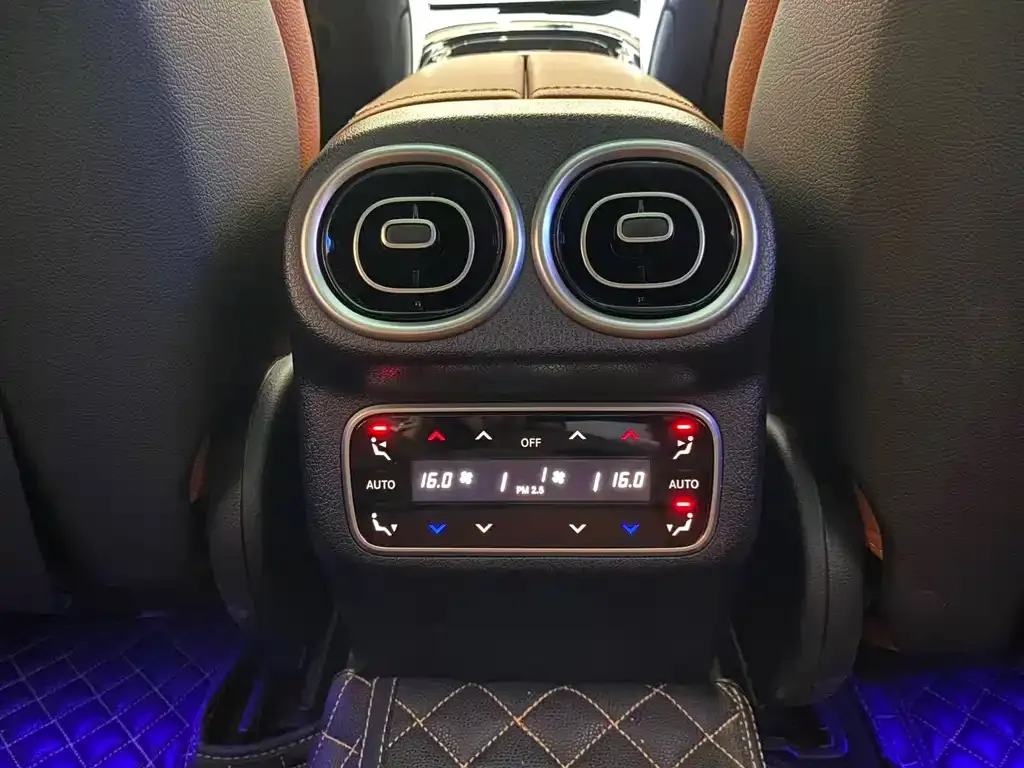 Mercedes-Benz GLC 2023 из CN, фото 9