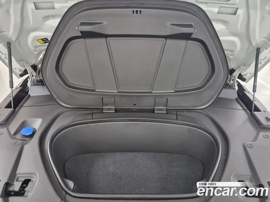 Volvo C40 2024 из KR, фото 6