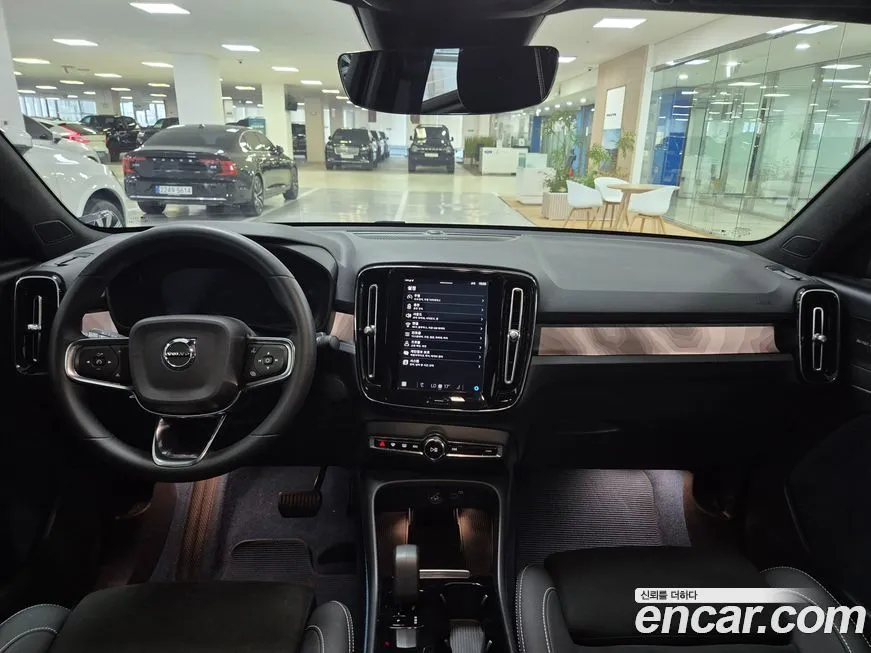 Volvo C40 2024 из KR, фото 7