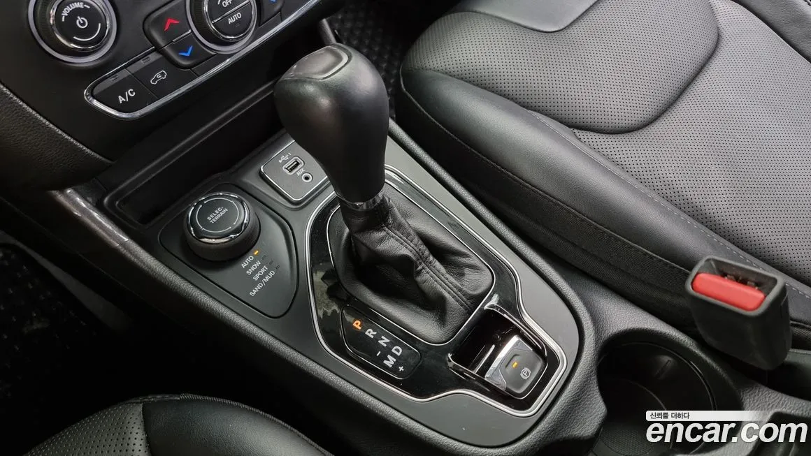 Jeep Cherokee 2022 из KR, фото 9